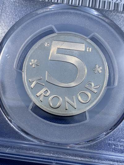 《竞宝斋》第484场 周日，周一，周二 3场连拍 （全场包邮）20级店铺 欢迎送拍 PCGS MS67 瑞典2003年5克朗类精制币，唯一的冠军分！