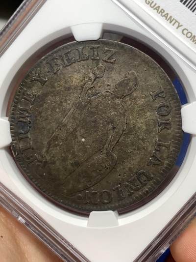 《竞宝斋》第484场 周日，周一，周二 3场连拍 （全场包邮）20级店铺 欢迎送拍 NGC VFD 1836年秘鲁利马8雷亚尔站人银币，稀少北秘鲁，黝黑老包浆，味道很不错