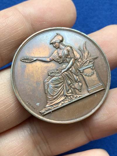 《竞宝斋》第484场 周日，周一，周二 3场连拍 （全场包邮）20级店铺 欢迎送拍 法国亚眠农业协会铜章 20.2克 36.1mm