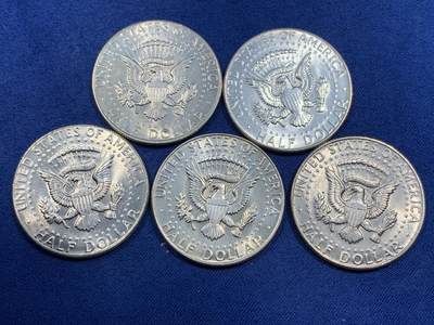 《竞宝斋》第484场 周日，周一，周二 3场连拍 （全场包邮）20级店铺 欢迎送拍 五枚一组 美国1965-1969年肯尼迪半美元银币 五个年份