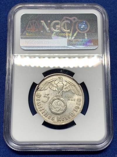 《竞宝斋》第484场 周日，周一，周二 3场连拍 （全场包邮）20级店铺 欢迎送拍 NGC MS61 德国1938-E五马克银币，克书中最少的一个年份厂别，难得遇到