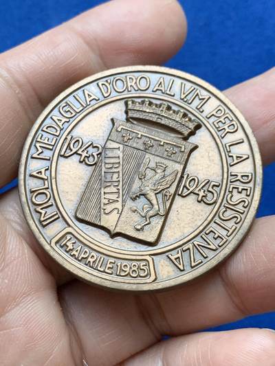 《竞宝斋》第484场 周日，周一，周二 3场连拍 （全场包邮）20级店铺 欢迎送拍 意大利伊莫拉市抵抗运动纪念章 36克 45.1mm 双面高浮雕