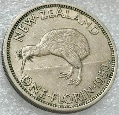 文馨钱币收藏第 302 场，国外回流老铜币，中东阿拉伯地区，拉美等国货币，30 号 1 号二连拍，长期接代拍业务，预计 4 月 4-5 号发货 好品 1950 年英属新西兰乔治六世 1 佛罗琳