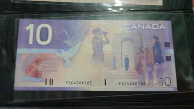 世界钱币～微拍第248期暨2026年第29期  少量老库存低价起拍 2001年加拿大10元 初版无金属线全新绝品尾号162