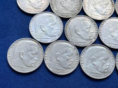 《竞宝斋》第484场 周日，周一，周二 3场连拍 （全场包邮）20级店铺 欢迎送拍 25枚一组 德国1937-1939年2马克银币 好品