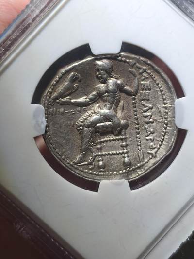 星盘世界钱币 5.2年度精品币大拍 一周年抽奖活动 NGC ChXf！典藏精品！古希腊亚历山大四德拉克马银币，这枚是带有腓尼基文的板别，而且品相极美,ngc评级打制满分，表面四分