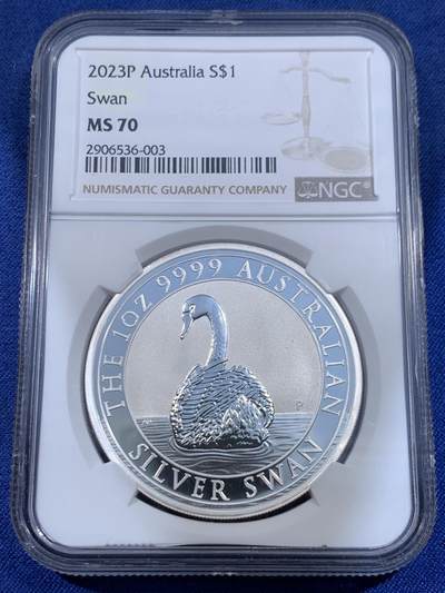 《竞宝斋》第484场 周日，周一，周二 3场连拍 （全场包邮）20级店铺 欢迎送拍 NGC MS70 满分 澳大利亚2023年“黑天鹅”一盎司反精制银币，天鹅镜面浮雕。