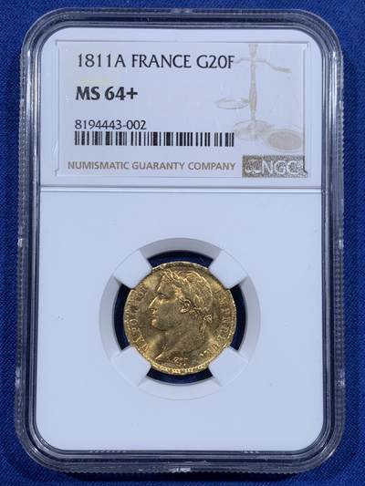 《竞宝斋》第484场 周日，周一，周二 3场连拍 （全场包邮）20级店铺 欢迎送拍 季军分 NGC MS64+ 法国1811年拿破仑一世20法郎金币 流通金币好品难得。正反面图案清晰，压力足，值得收藏。实物金光灿灿，满转光，一级品相，可收藏观赏性也较好。高分拿皇金币一直是外拍的抢手货，国内几乎未见此收藏级品相，64+高分此时拥有即刻毕业。