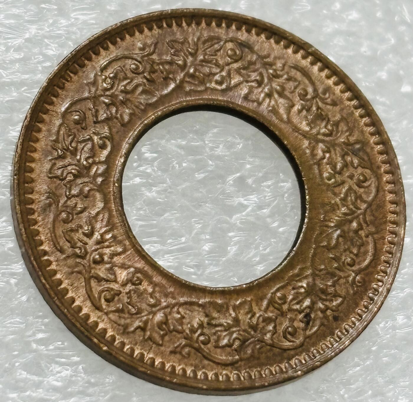 文馨钱币收藏第 302 场，国外回流老铜币，中东阿拉伯地区，拉美等国货币，30 号 1 号二连拍，长期接代拍业务，预计 4 月 4-5 号发货