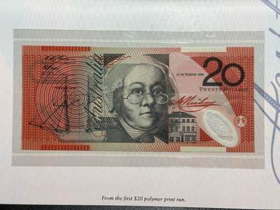 《外钞收藏家》第六百三十一期（五一假期场）（长期征集拍品、欢迎藏友们联系合作） 1994年澳大利亚20元 塑料钞 全新 带册子