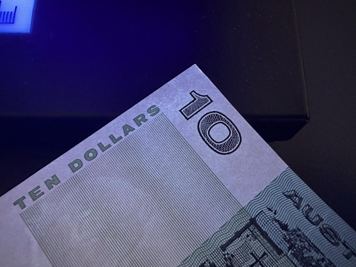 《外钞收藏家》第六百三十一期（五一假期场）（长期征集拍品、欢迎藏友们联系合作）