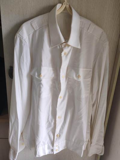 韵星假日军品类拍卖第56期  -- Rimey Holidays Militaria Auction 56 民主德国国家人民军军官常服一套 带外衣衬衫领带  经典军服