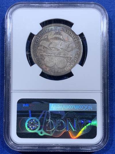 《竞宝斋》第484场 周日，周一，周二 3场连拍 （全场包邮）20级店铺 欢迎送拍 NGC MS64 美国 1893年 哥伦布半美元纪念银币 双面蓝彩包浆 状态极美。近期有同品种62分不含佣成交价即达到800元以上