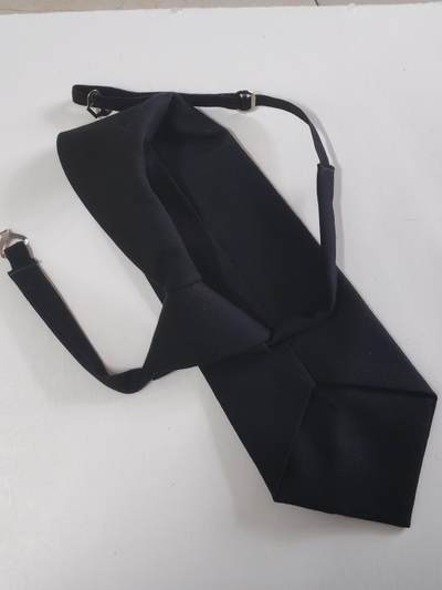 韵星假日军品类拍卖第56期  -- Rimey Holidays Militaria Auction 56 民主德国国家人民军军官常服一套 带外衣衬衫领带  经典军服