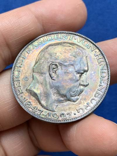 《竞宝斋》第484场 周日，周一，周二 3场连拍 （全场包邮）20级店铺 欢迎送拍 德国1927年兴登堡80寿辰纪念5马克币型银章 五彩包浆 24.7克