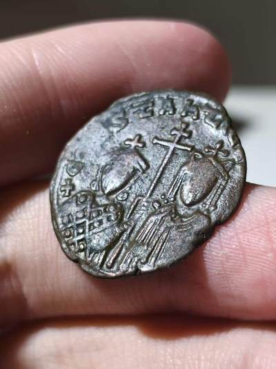 星盘世界钱币 5.2年度精品币大拍 一周年抽奖活动 拜占庭钱币  君士坦丁七世·波尔菲罗格内托斯（生于紫室者）（公元913–959年在位）  福利斯铜币，君士坦丁堡造币厂，公元914–919年