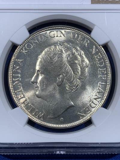 《竞宝斋》第484场 周日，周一，周二 3场连拍 （全场包邮）20级店铺 欢迎送拍 NGC MS65 荷属库拉索 1944年 2.5盾银币 黄油彩 高分