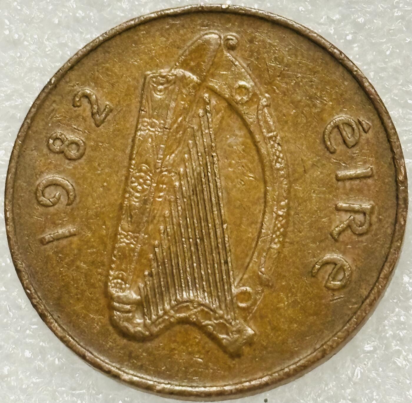 文馨钱币收藏第 302 场，国外回流老铜币，中东阿拉伯地区，拉美等国货币，30 号 1 号二连拍，长期接代拍业务，预计 4 月 4-5 号发货