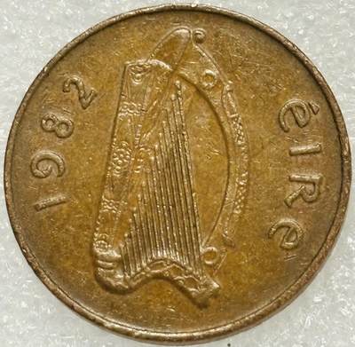 文馨钱币收藏第 302 场，国外回流老铜币，中东阿拉伯地区，拉美等国货币，30 号 1 号二连拍，长期接代拍业务，预计 4 月 4-5 号发货 1984 年爱尔兰 2 便士