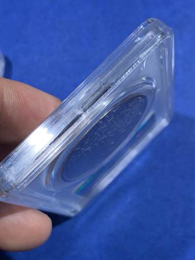 《竞宝斋》第484场 周日，周一，周二 3场连拍 （全场包邮）20级店铺 欢迎送拍 三枚一组 比利时1980年独立150周年纪念-法语版500法郎+纽埃1997年硬币+英国1977年女王登基纪念币