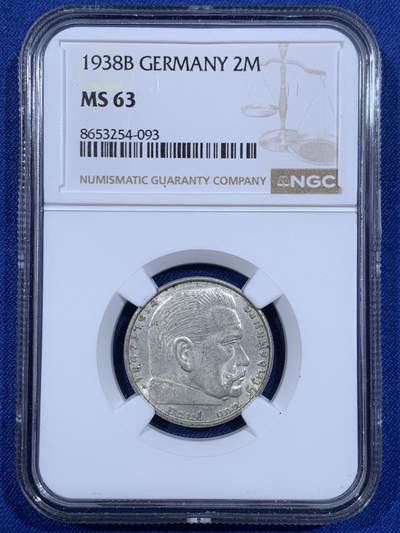 《竞宝斋》第484场 周日，周一，周二 3场连拍 （全场包邮）20级店铺 欢迎送拍 NGC MS63 德国1938B二马克银币，品相非常不错，光度好。