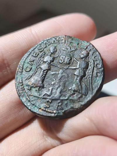 星盘世界钱币 5.2年度精品币大拍 一周年抽奖活动 超大重铜币！皮斯迪亚的安条克发行 戈尔迪安三世 公元238-244年 双胜利女神 棕榈树上刻着SR的盾牌，底下有两个俘虏 非常有趣