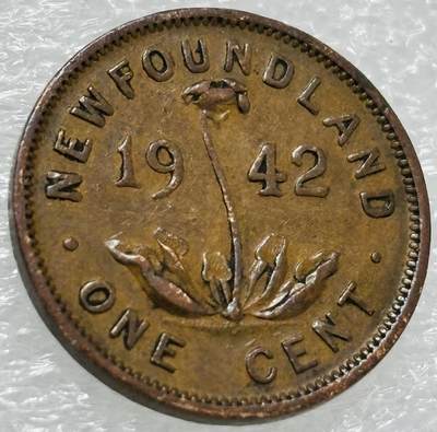 文馨钱币收藏第 302 场，国外回流老铜币，中东阿拉伯地区，拉美等国货币，30 号 1 号二连拍，长期接代拍业务，预计 4 月 4-5 号发货 稀少极美品英属纽芬兰岛1942 年1分铜币 乔治六世+紫色猪笼草 1