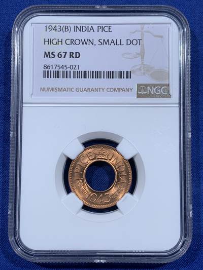 《竞宝斋》第484场 周日，周一，周二 3场连拍 （全场包邮）20级店铺 欢迎送拍 NGC MS67RD 英属印度 1943年 1PICE 中孔铜币 冠军分