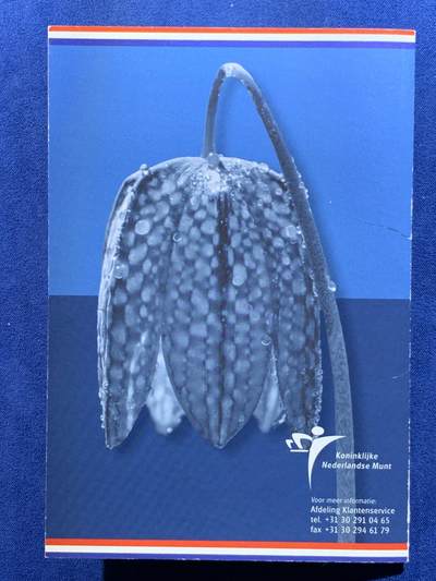 《竞宝斋》第484场 周日，周一，周二 3场连拍 （全场包邮）20级店铺 欢迎送拍 2001年荷兰1达勒银币 荷兰在欧元启用前发行的纪念币，主题是贝母花，重15克，925银，含银量13.875克