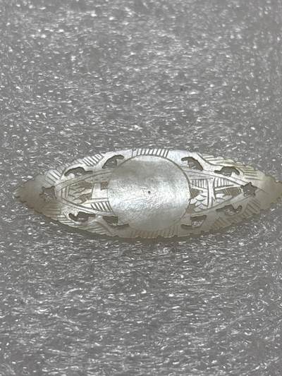 文馨钱币收藏第 302 场，国外回流老铜币，中东阿拉伯地区，拉美等国货币，30 号 1 号二连拍，长期接代拍业务，预计 4 月 4-5 号发货 欧洲回流清代螺钿筹码，清工匠手工精雕出口至欧美贵族的贝母制品，东方韵味，珠光玉润，雕刻精美，