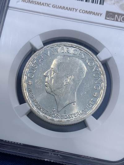 《竞宝斋》第484场 周日，周一，周二 3场连拍 （全场包邮）20级店铺 欢迎送拍 NGC MS64 瑞典 1950年 古斯塔夫五世国王 2克朗 银币
