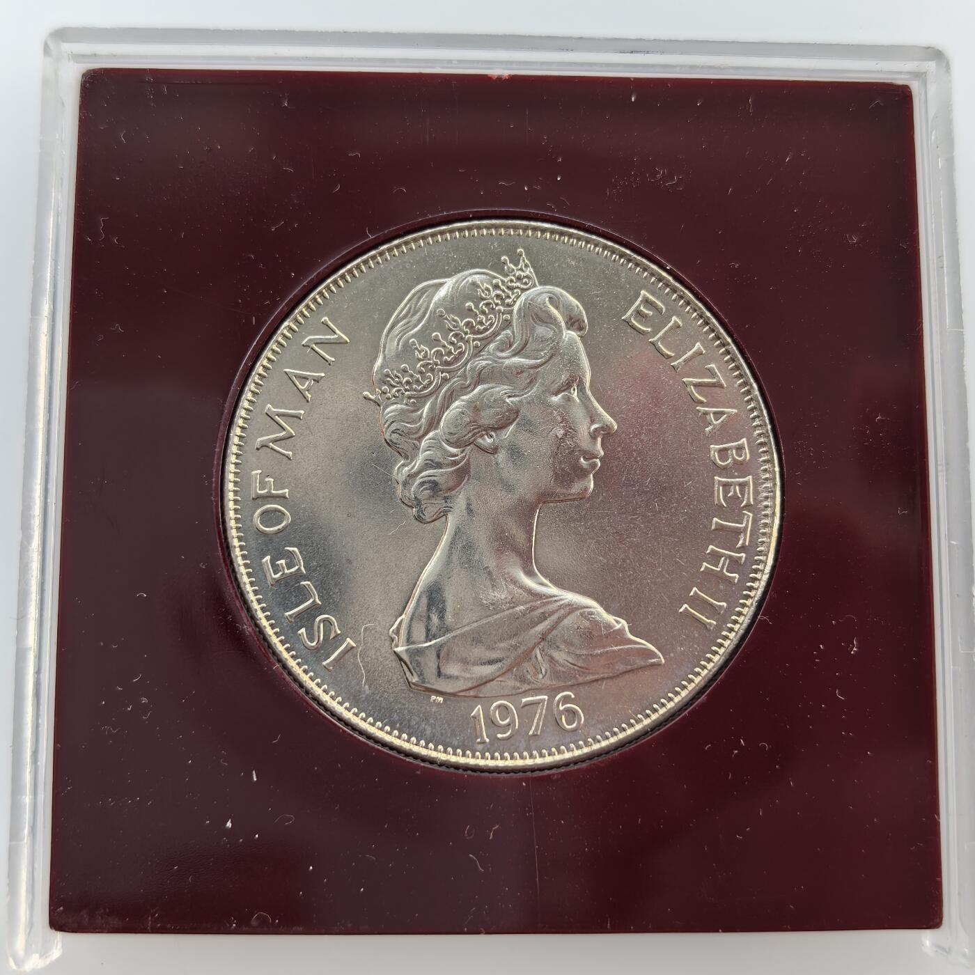 外国优质老铜币纪念币银币专场，周六晚上九点倒数截拍，满百包邮，节前出差在外，5月3日统一发货,可寄存半年，喜欢朋友微信扫描二维码可直接参拍