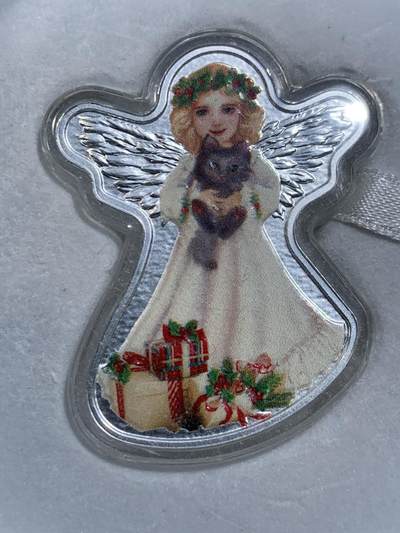 《竞宝斋》第484场 周日，周一，周二 3场连拍 （全场包邮）20级店铺 欢迎送拍 喀麦隆2018年圣诞天使500中非法郎彩色异形精制银币 20克 999银 发行量999枚 盒证全