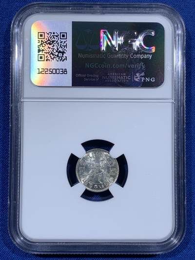 《竞宝斋》第484场 周日，周一，周二 3场连拍 （全场包邮）20级店铺 欢迎送拍 NGC MS66 荷属东印度群岛（今印尼）1942年1/10盾银币