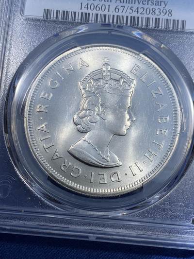 《竞宝斋》第484场 周日，周一，周二 3场连拍 （全场包邮）20级店铺 欢迎送拍 PCGS MS67 英属百慕大群岛1959年伊丽莎白二世1克朗纪念银币，币面清爽干净又舒适，转光强烈细节优秀，状态一流。