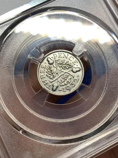 《竞宝斋》第484场 周日，周一，周二 3场连拍 （全场包邮）20级店铺 欢迎送拍 英国1932年乔治五世3便士银币