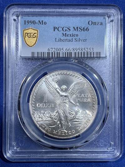 《竞宝斋》第484场 周日，周一，周二 3场连拍 （全场包邮）20级店铺 欢迎送拍 PCGS MS66 墨西哥 1990年 1盎司 自由女神银币 世界主流投资银币之一 老版币面