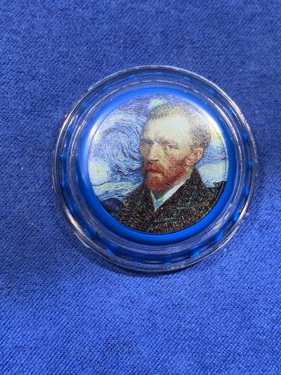 《竞宝斋》第484场 周日，周一，周二 3场连拍 （全场包邮）20级店铺 欢迎送拍 乍得2022年凡高瓶盖1000中非法郎彩色瓶盖形精制银币 6克 999银 发行量5千枚 盒证全（盒即证）