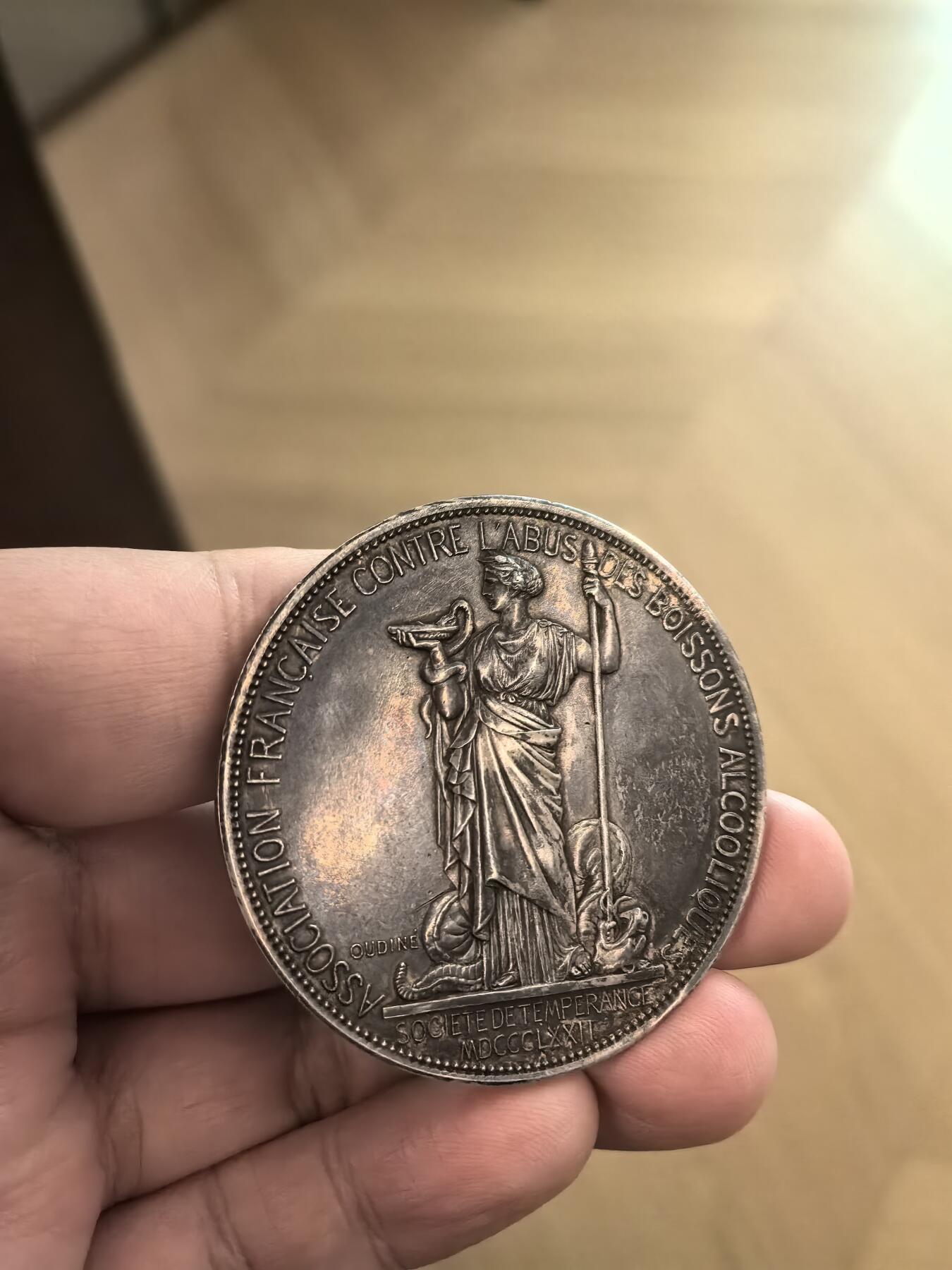 欧洲银章、铜章，大优惠起拍价都是银价计算