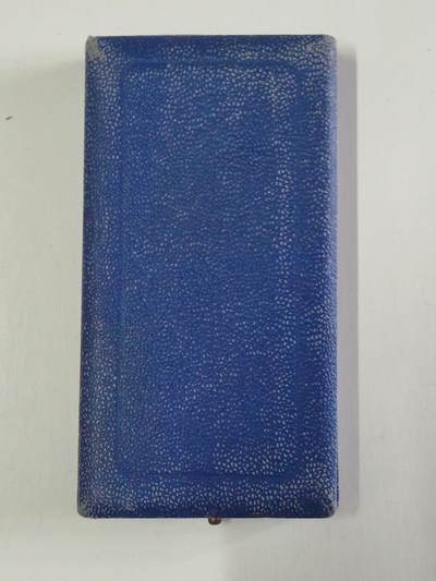 韵星假日军品类拍卖第56期  -- Rimey Holidays Militaria Auction 56 民主德国银级内务部功绩奖章带原盒略 早期皮盒版本 少见