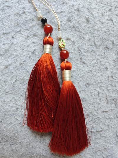 【随心含颖卡拍58期】卡游/集卡社/卡卡沃 抽卡机专场拍卖【无佣金】 手工全新 红玛瑙冰丝粗流苏2个