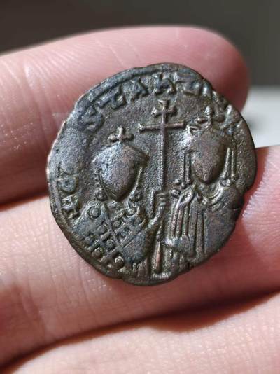 星盘世界钱币 5.2年度精品币大拍 一周年抽奖活动 拜占庭钱币  君士坦丁七世·波尔菲罗格内托斯（生于紫室者）（公元913–959年在位）  福利斯铜币，君士坦丁堡造币厂，公元914–919年