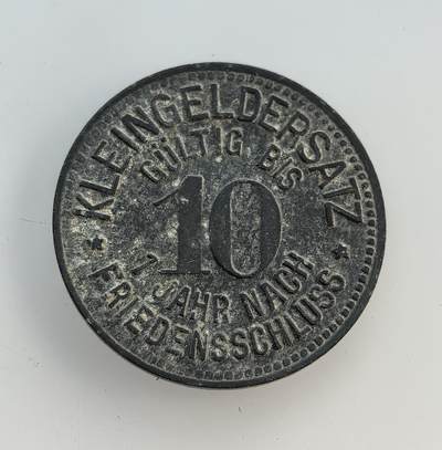 外国优质老铜币纪念币银币专场，周六晚上九点倒数截拍，满百包邮，节前出差在外，5月3日统一发货,可寄存半年，喜欢朋友微信扫描二维码可直接参拍 德国迈森尼茨1918年10芬尼紧急代用币，一战后期金属短缺，地方发行此类代币，有效期至战后一年。