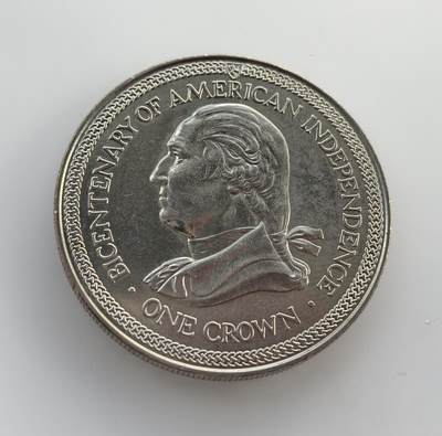 外国优质老铜币纪念币银币专场，周六晚上九点倒数截拍，满百包邮，节前出差在外，5月3日统一发货,可寄存半年，喜欢朋友微信扫描二维码可直接参拍 马恩岛1976年美国独立200周年1克朗纪念币，为纪念美国独立 200 周年发行，背面为华盛顿像，正面为英女王像，体现了英联邦属地对这一历史事件的呼应。
