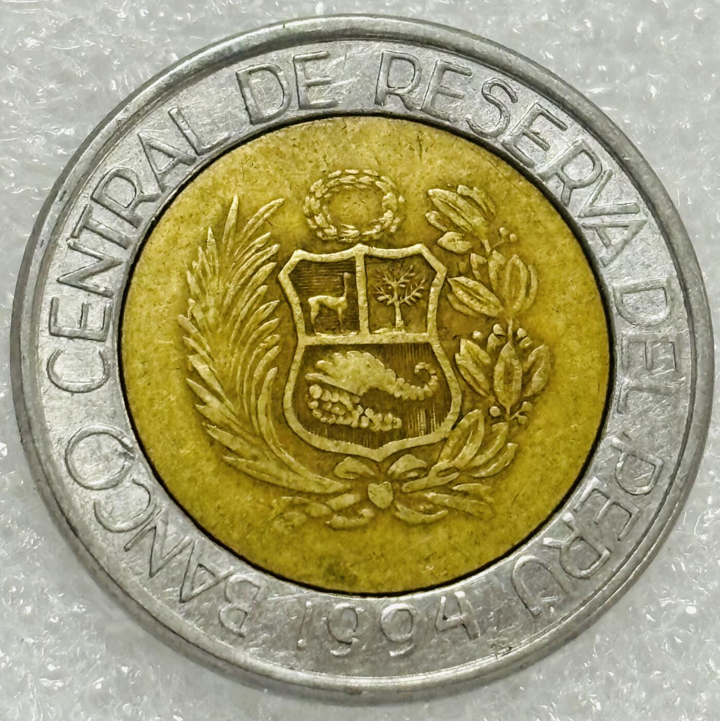 文馨钱币收藏第 302 场，国外回流老铜币，中东阿拉伯地区，拉美等国货币，30 号 1 号二连拍，长期接代拍业务，预计 4 月 4-5 号发货