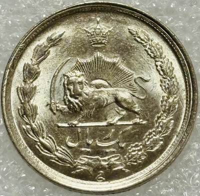 文馨钱币收藏第 302 场，国外回流老铜币，中东阿拉伯地区，拉美等国货币，30 号 1 号二连拍，长期接代拍业务，预计 4 月 4-5 号发货 原光品相伊朗狮子持刀 1 里亚尔