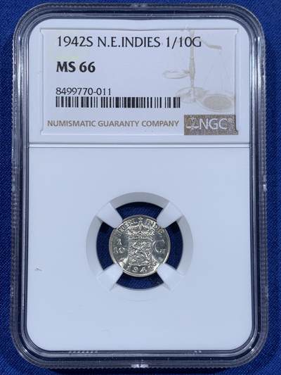 《竞宝斋》第484场 周日，周一，周二 3场连拍 （全场包邮）20级店铺 欢迎送拍 NGC MS66 荷属东印度群岛（今印尼）1942年1/10盾银币