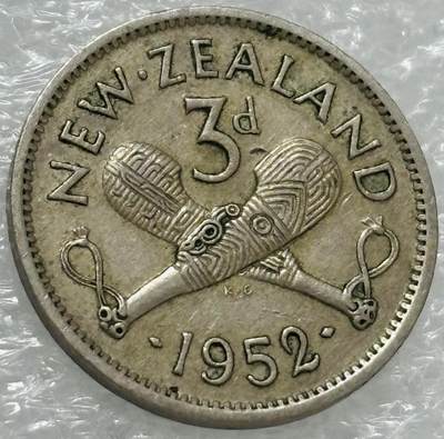 文馨钱币收藏第 302 场，国外回流老铜币，中东阿拉伯地区，拉美等国货币，30 号 1 号二连拍，长期接代拍业务，预计 4 月 4-5 号发货 1952 年英属新西兰乔治六世 3 便士，关门版