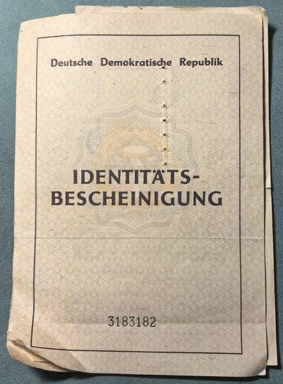 盛世勋华——号角文化勋章邮票专场拍卖第318期 东德公民身份证 带照片