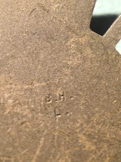 盛世勋华——号角文化勋章邮票专场拍卖第318期 德国（一战）佩剑兴登堡奖章 带B.H.L.厂标